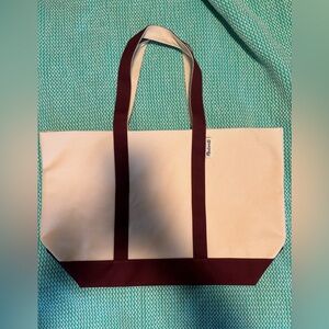 the reusable tote bag in colorblock